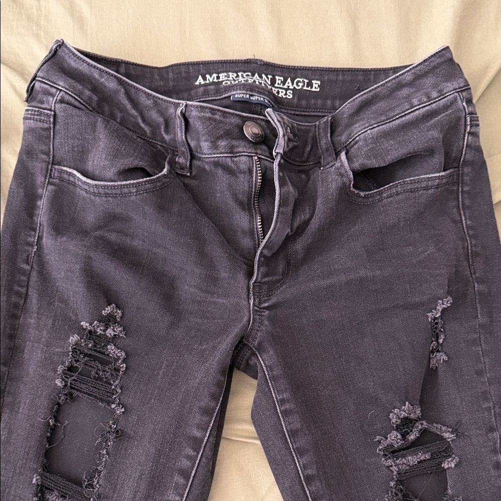 American Eagle Outfitters Women's Charcoal Distressed Skinny Jeans